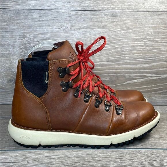 Danner Vertigo 917 Gore-Tex Women’s Sz 7 Cathay Spice Leather Vibram Hiking Boot
